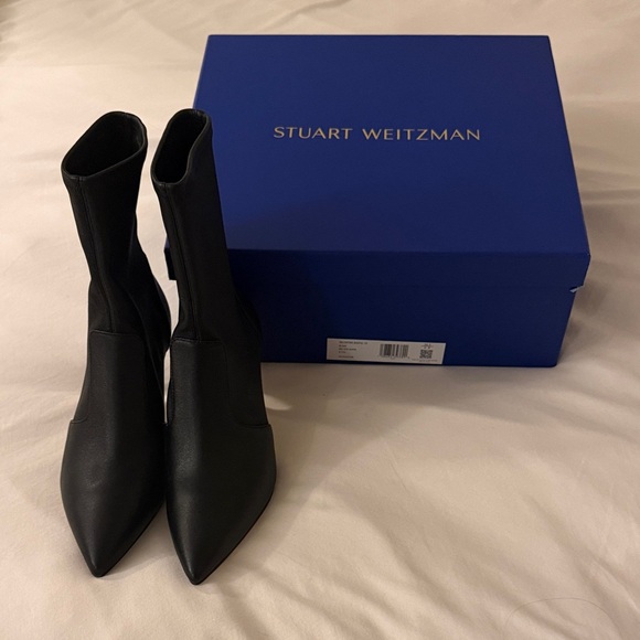 NWT Stuart Weitzman Valentina Black Heeled Boots